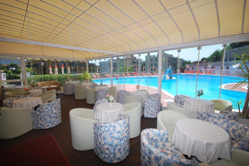 Hotel Paco Pietra Ligure Exterior photo