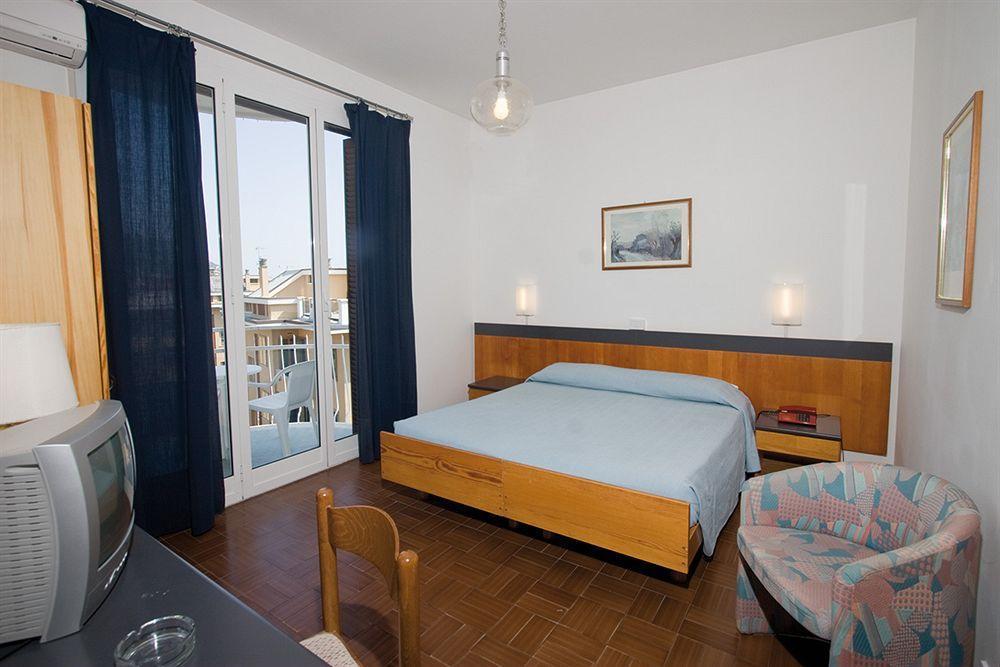 Hotel Paco Pietra Ligure Exterior photo