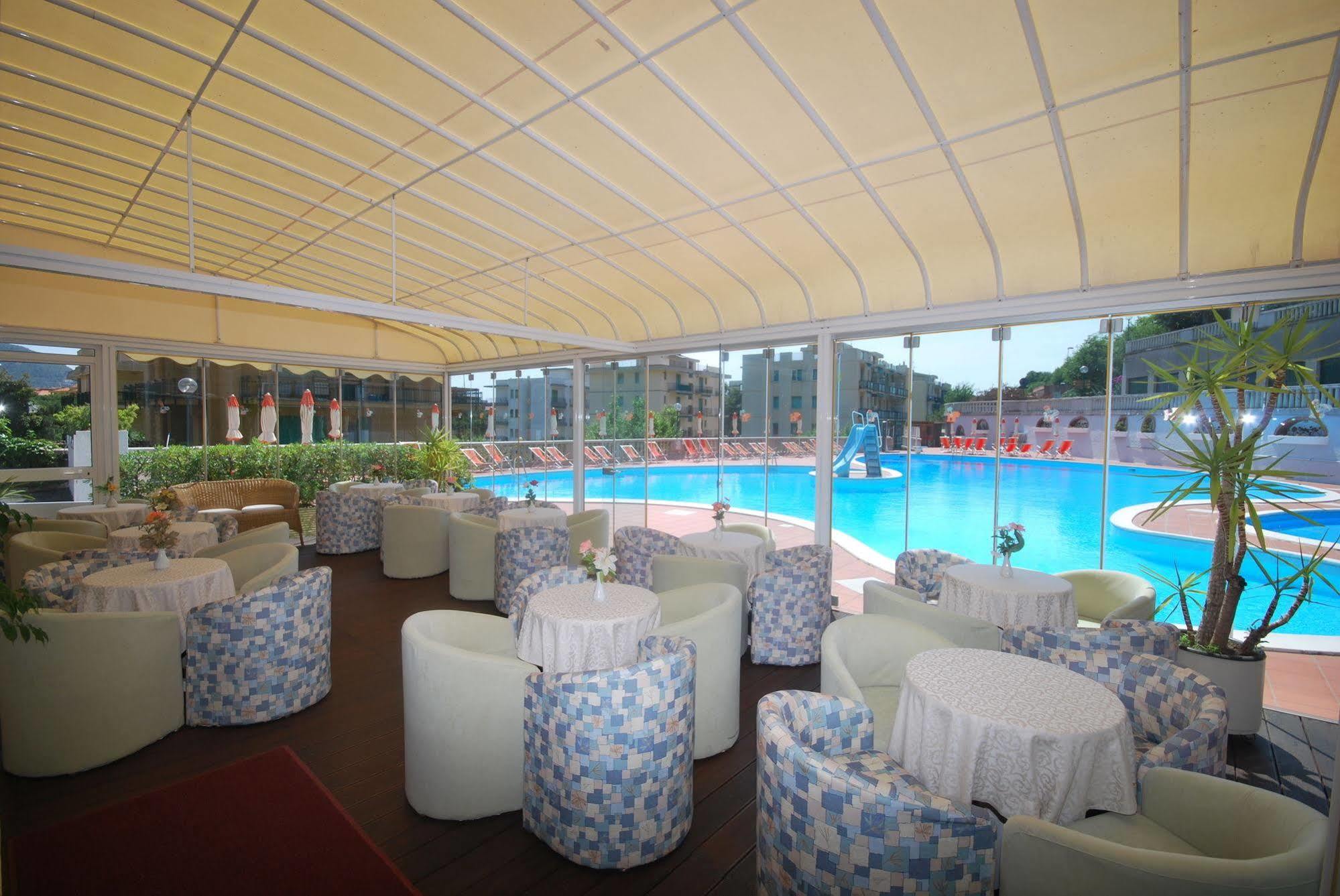 Hotel Paco Pietra Ligure Exterior photo